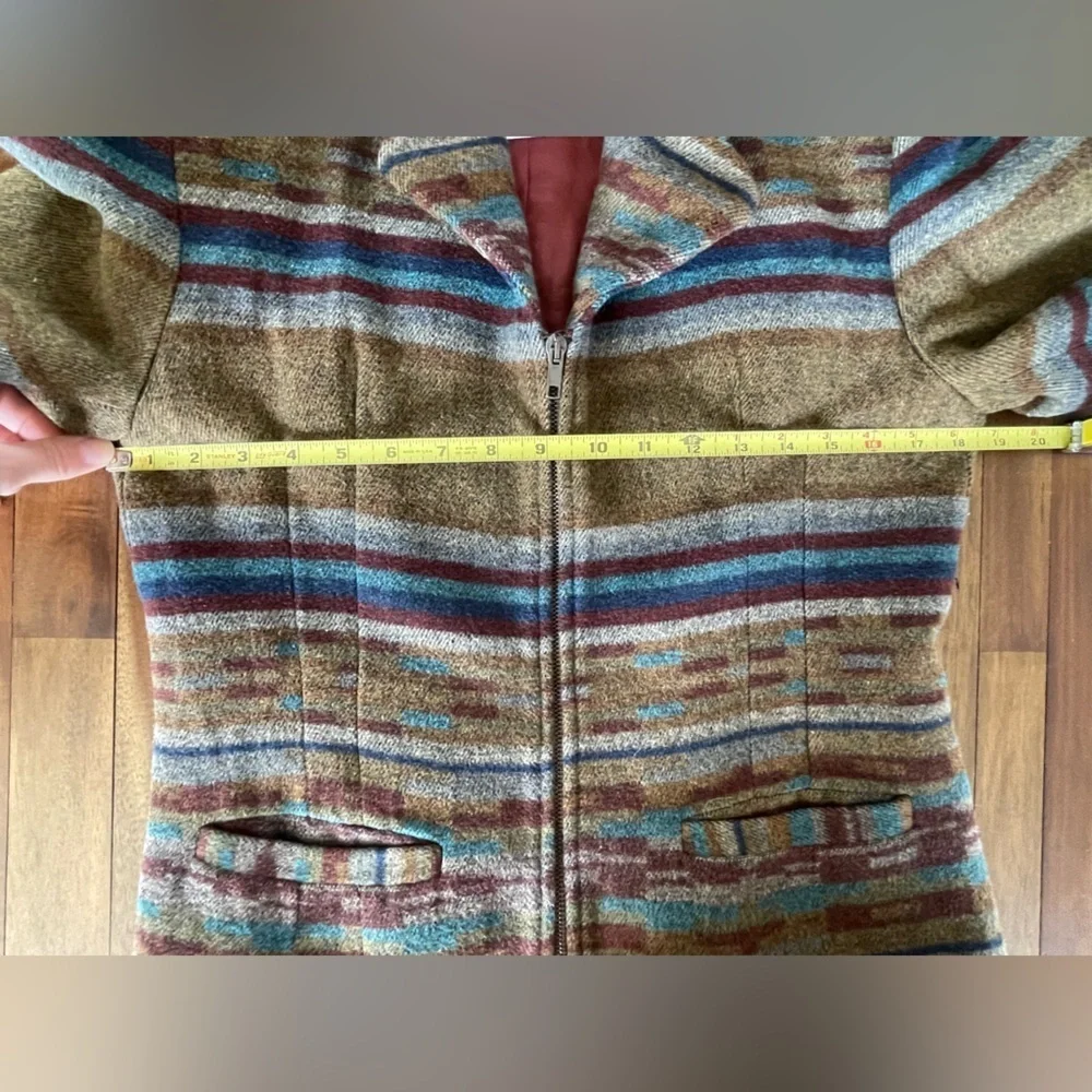 Wool Blend zip up western blazer - Picture 4 of 9